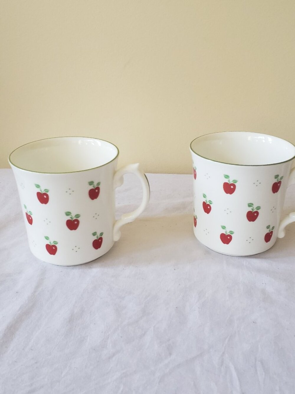 Vintage Royal Grafton Bone China Red Apple Cups